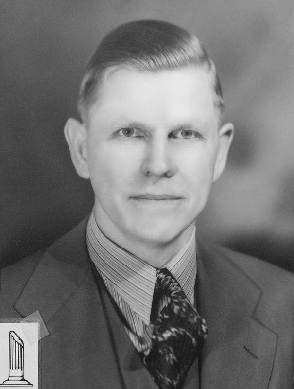 Randolf D. Wallis, Worshipful Master 1933-34