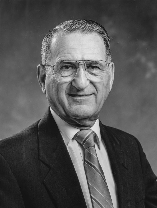Howard V. Kennedy, Worshipful Master 2000-01