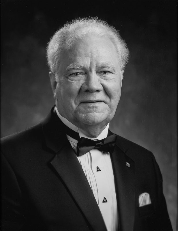 Bill G. Iker, Worshipful Master 2009-10